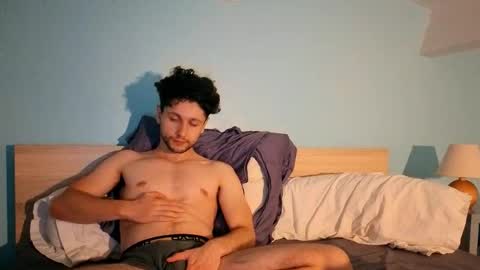 Snapshot of cutesubtwink101 chatting on October 2025 01:06:02 AM cutesubtwink101 online show from October 2025 01:06:02 AM