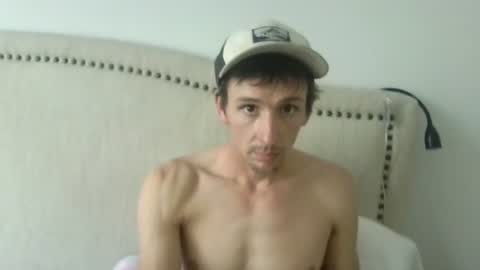 Snapshot of cutewaldo chatting on October 2025 10:32:02 PM cutewaldo online show from October 2025 10:32:02 PM