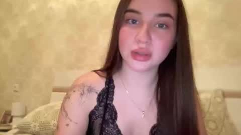 CuteAnn online show from October 2025 05:45:01 PM
