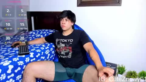 Snapshot of cuteznowyy chatting on January 2025 12:00:01 AM Ask me online show from January 2025 12:00:01 AM