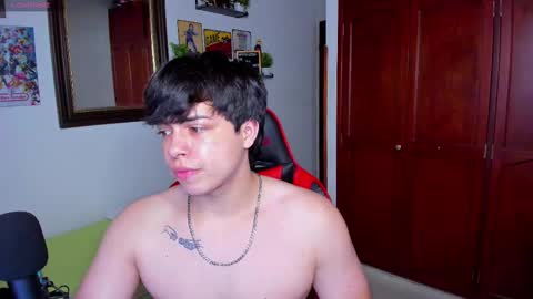 Snapshot of cuteznowyy chatting on September 2025 10:53:01 PM Ask me online show from September 2025 10:53:01 PM