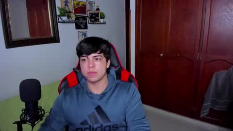 Snapshot of cuteznowyy chatting on November 2025 03:28:01 AM Ask me online show from November 2025 03:28:01 AM