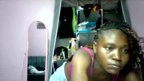 cutezola online show from November 2025 06:01:01 AM