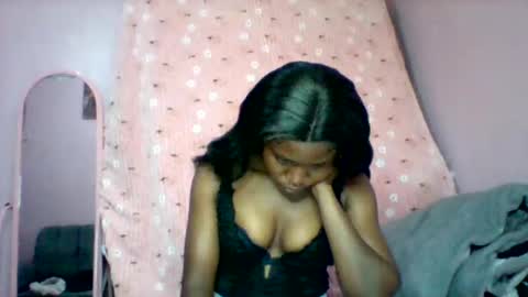 cutezola online show from November 2025 05:29:02 AM