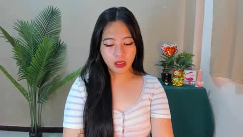 cutie_asianwoman online show from September 2025 05:40:02 AM