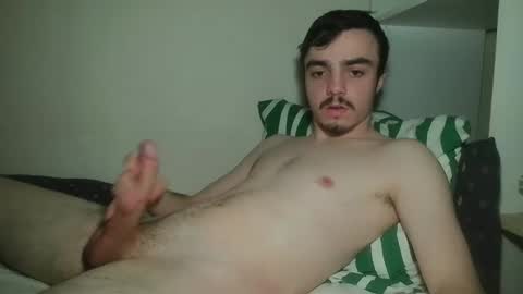 Snapshot of cutie_garlix chatting on April 2026 09:32:01 PM cutie garlix online show from April 2026 09:32:01 PM