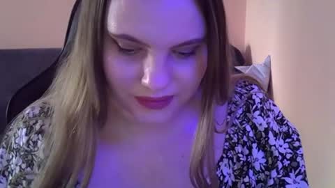 Snapshot of cutie_girl__ chatting on July 2026 11:52:02 PM cutie_girl__ online show from July 2026 11:52:02 PM