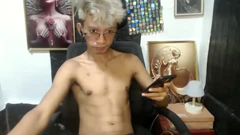 Snapshot of cutie_mico chatting on February 2025 10:59:01 AM cutie_mico online show from February 2025 10:59:01 AM