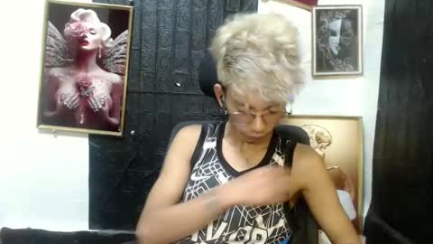 Snapshot of cutie_mico chatting on February 2025 06:25:02 AM cutie_mico online show from February 2025 06:25:02 AM