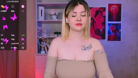 Snapshot of cutie_mili chatting on January 2025 11:21:02 AM mili online show from January 2025 11:21:02 AM