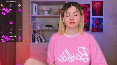 Snapshot of cutie_mili chatting on January 2025 02:56:02 PM mili online show from January 2025 02:56:02 PM