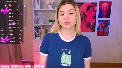 Snapshot of cutie_mili chatting on January 2025 02:02:02 PM mili online show from January 2025 02:02:02 PM