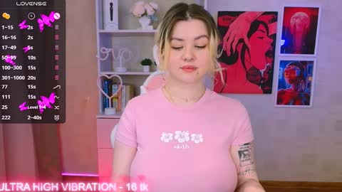 Snapshot of cutie_mili chatting on January 2025 03:04:02 PM mili online show from January 2025 03:04:02 PM