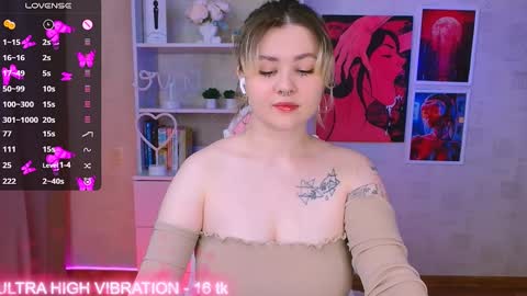 Snapshot of cutie_mili chatting on February 2025 03:42:01 AM mili online show from February 2025 03:42:01 AM