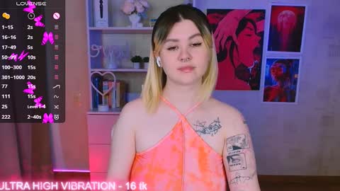 Snapshot of cutie_mili chatting on February 2025 11:01:02 AM mili online show from February 2025 11:01:02 AM