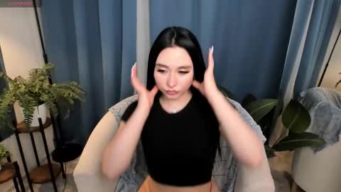 Snapshot of cutie_peachyy chatting on February 2026 08:47:01 PM Monica online show from February 2026 08:47:01 PM