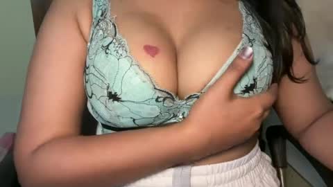 Ruhii online show from June 2026 11:18:01 PM