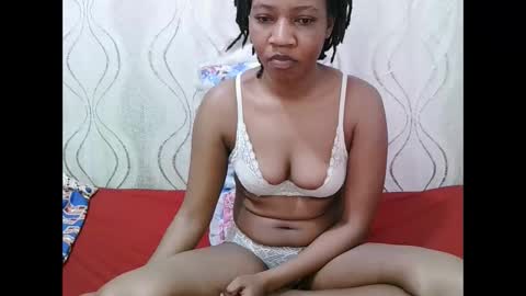 Snapshot of cutie_sally chatting on September 2025 10:44:01 PM cutie_sally online show from September 2025 10:44:01 PM