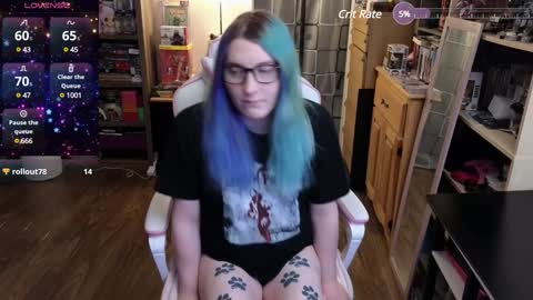 Snapshot of cutie_velvette chatting on December 2024 10:41:01 PM Cutie Velvette online show from December 2024 10:41:01 PM