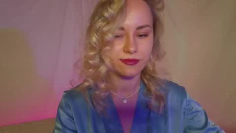 cutie_xoxo_ online show from May 2026 07:48:02 AM