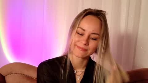 cutie_xoxo_ online show from August 2026 08:13:01 AM