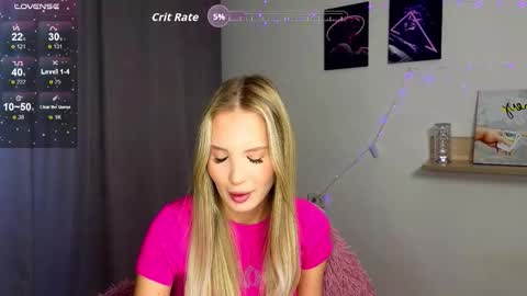 cutiefull_lion online show from October 2025 05:27:02 AM