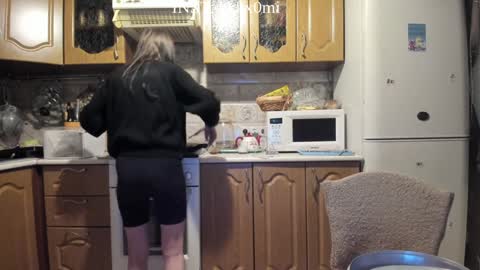 Snapshot of cutiekitty_cb chatting on January 2025 01:21:02 PM cutiekitty_cb online show from January 2025 01:21:02 PM