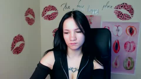 Emma online show from April 2026 12:29:02 PM