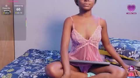 Snapshot of cutielittleebonyy chatting on February 2026 07:45:01 PM Kiara online show from February 2026 07:45:01 PM