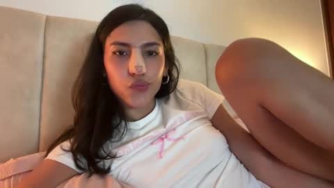 Snapshot of cutiepiemiu chatting on November 2025 02:33:01 AM cutiepiemiu - online show from November 2025 02:33:01 AM