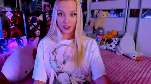 Nora online show from December 2024 09:31:02 PM