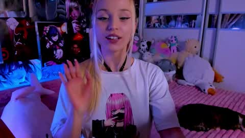 Nora online show from March 2026 09:32:02 PM