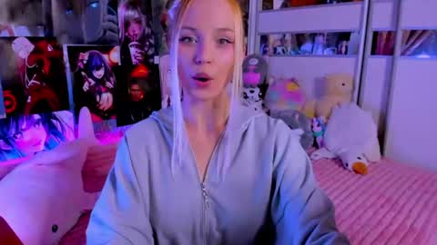 Nora online show from June 2026 08:19:02 PM