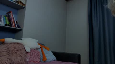 cuttiebunny online show from January 2025 11:55:01 PM