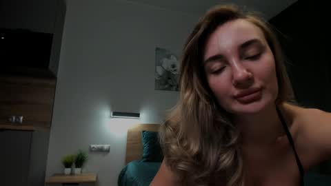 Snapshot of cuttiechloe chatting on January 2025 02:40:02 AM CuttieChloe online show from January 2025 02:40:02 AM
