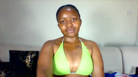 cuvy_babe online show from August 2026 06:02:01 PM