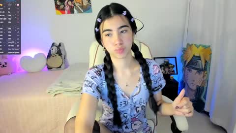 Snapshot of cyber_lizz chatting on December 2024 06:48:02 PM Liz online show from December 2024 06:48:02 PM