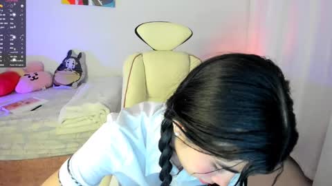 Snapshot of cyber_lizz chatting on February 2025 12:49:02 AM Liz online show from February 2025 12:49:02 AM