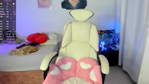 Snapshot of cyber_lizz chatting on September 2025 11:09:02 PM Liz online show from September 2025 11:09:02 PM