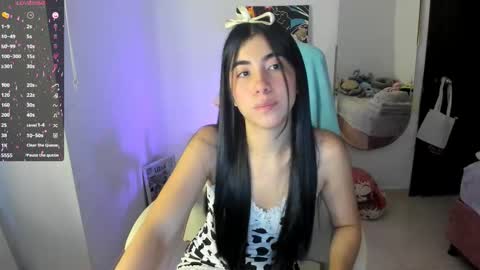 Snapshot of cyber_lizz chatting on October 2025 10:15:01 PM Liz online show from October 2025 10:15:01 PM