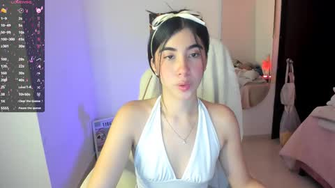 Snapshot of cyber_lizz chatting on November 2025 12:35:02 AM Liz online show from November 2025 12:35:02 AM