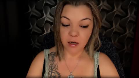 Snapshot of cyberdomme chatting on February 2025 01:25:02 AM Full time mean bitch. online show from February 2025 01:25:02 AM