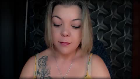 Snapshot of cyberdomme chatting on January 2026 08:31:02 AM Full time mean bitch. online show from January 2026 08:31:02 AM