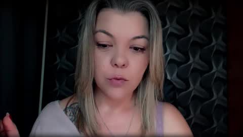 Snapshot of cyberdomme chatting on January 2026 10:46:01 PM Full time mean bitch. online show from January 2026 10:46:01 PM