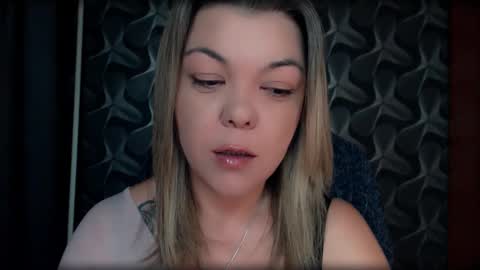 Snapshot of cyberdomme chatting on February 2026 04:09:01 AM Full time mean bitch. online show from February 2026 04:09:01 AM