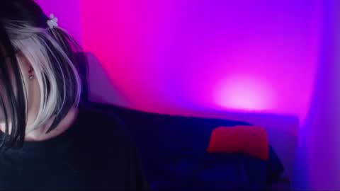 Michell online show from July 2026 02:27:02 AM