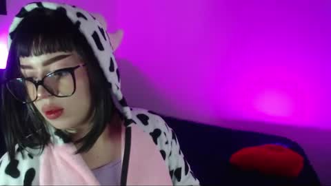 Michell online show from July 2026 01:42:01 AM