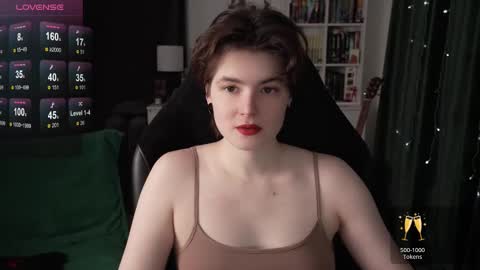 Helen Blossom online show from November 2025 01:55:01 PM