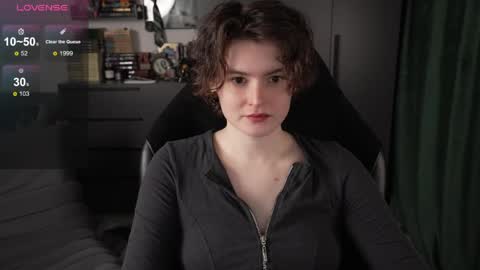 Helen Blossom online show from April 2026 01:23:01 PM