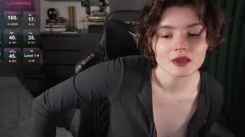 Helen Blossom online show from May 2026 02:37:01 PM